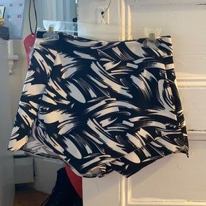 Black & White Patterned Napkin Skirt